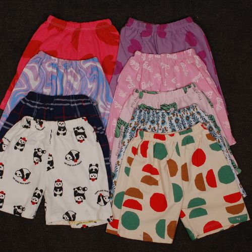 🌈 ছেলে ও মেয়ে বাবুদের মাল্টি কালার হাফ প্যান্ট – ৬ পিস কম্বো প্যাক 👶🩳